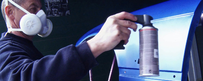 Auto mit Spraydose lackieren