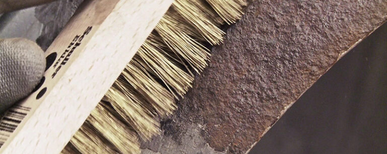 Rost am Auto reparieren